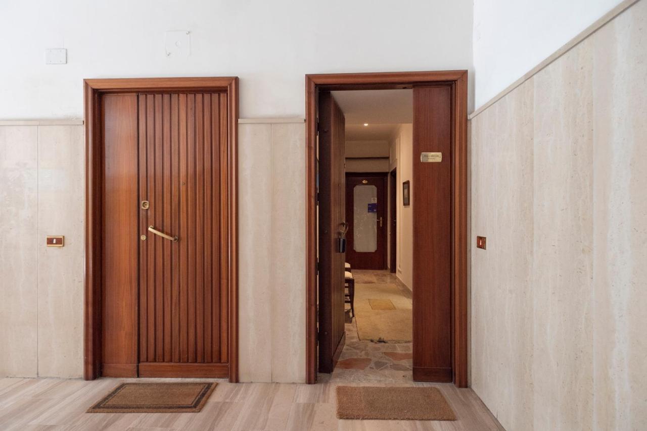 נאפולי Room 66 מראה חיצוני תמונה
